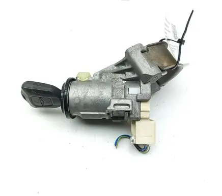 Isuzu D-Max Ignition lock 8983947870 8983944940