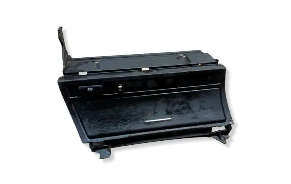 BMW X3 E83 Car ashtray 307090100 8205377 307110100