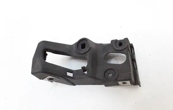 Audi A4 S4 B6 8E 8H Front bumper mounting bracket