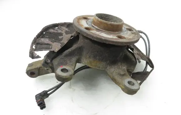 Mercedes-Benz Vito Viano W639 Front wheel hub spindle knuckle 