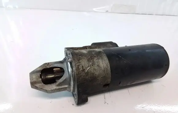 Mercedes-Benz CLS C219 Starter motor A0061514401