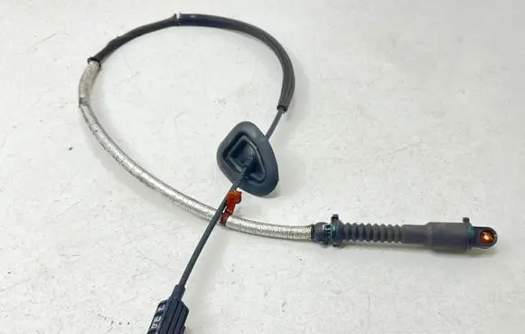 Dodge Durango III Gear shift cable linkage 68304003AB