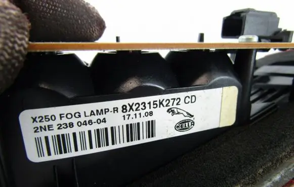 Jaguar XF Tailgate rear/tail lights 8X2315K272CD