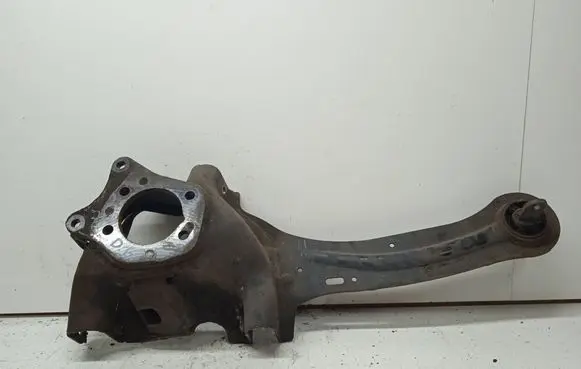 Volvo V40 Rear wheel hub spindle/knuckle 