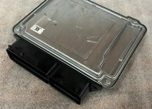 Volkswagen PASSAT B8 Engine control unit/module 05E907309H 0261S21433