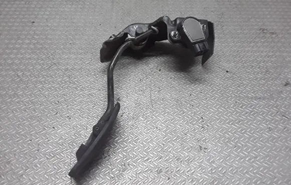 Toyota Corolla Verso AR10 Accelerator throttle pedal