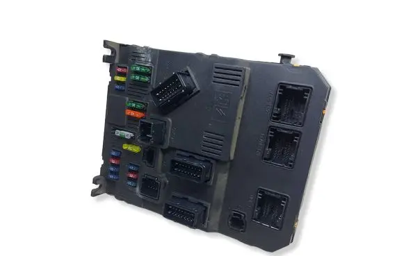 Citroen Berlingo Fuse module 9650584580KASACJ 9650584580 S118085320
