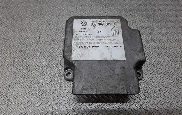 Volkswagen PASSAT B5.5 Airbag control unit/module 6Q0909605C 5WK42900