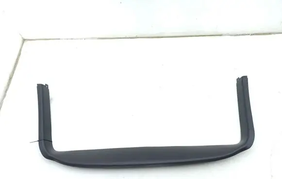 Mercedes-Benz ML W163 Tailgate/trunk upper cover trim A1637400170
