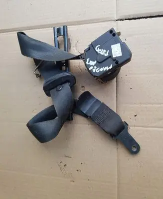 Ford Mondeo Mk III Front seatbelt