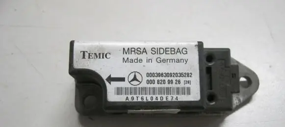 Mercedes-Benz E W211 Airbag deployment crash/impact sensor 0008209926