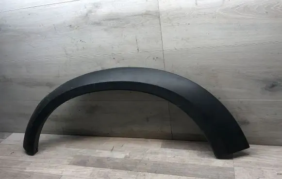 Volvo XC70 Front arch trim 31283104