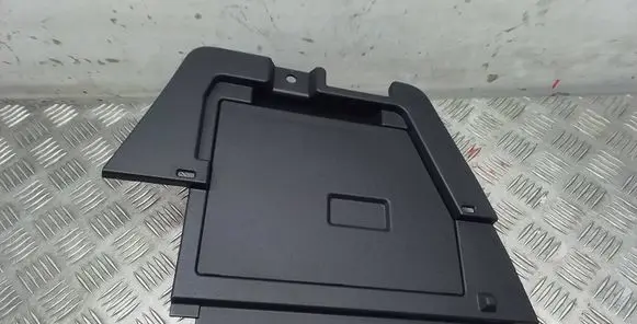Lexus RX 450H Centre console side trim rear 5846148010 5849548010