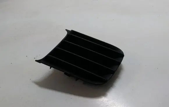 Toyota Corolla E120 E130 Front bumper lower grill 8148202020
