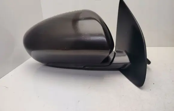 Nissan Qashqai Front door electric wing mirror 