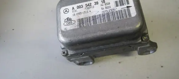 Mercedes-Benz C W203 ESP acceleration yaw rate sensor A0035423918