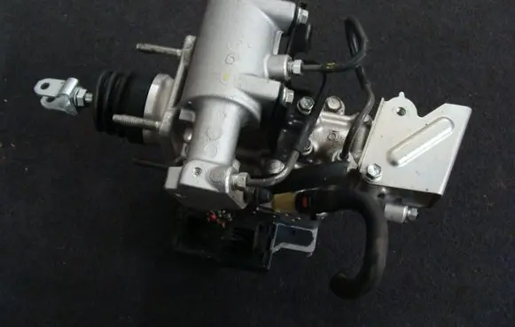 Toyota Yaris ABS Pump 47210-52380