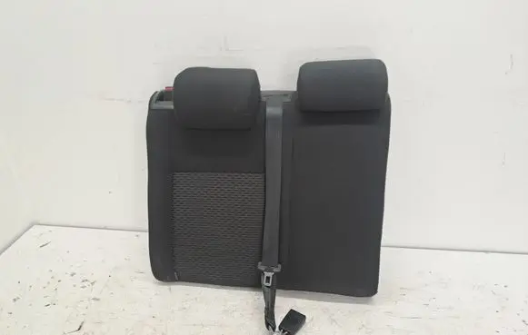 Volkswagen Golf VI Rear seat 1K9857807M 30042013 6178975F1A
