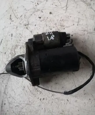 Mercedes-Benz E W211 Starter motor A0051513901