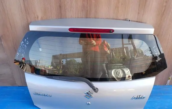 Suzuki Alto Tailgate/trunk/boot lid