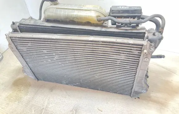 Toyota Corolla Verso AR10 Radiator set 4227502520 1271002220