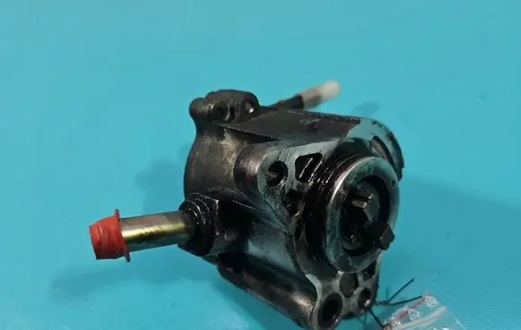 Toyota Avensis T250 Vacuum pump 2930027020 IMPRK1571528