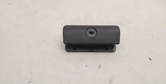 BMW 5 E39 Glove box handle