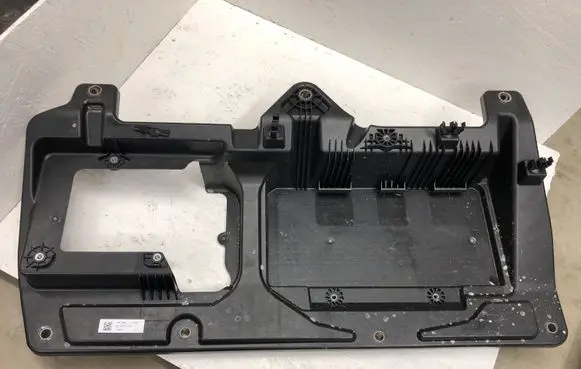 BMW 1 F70 Battery tray 61219855632 7S58657 DK4207107