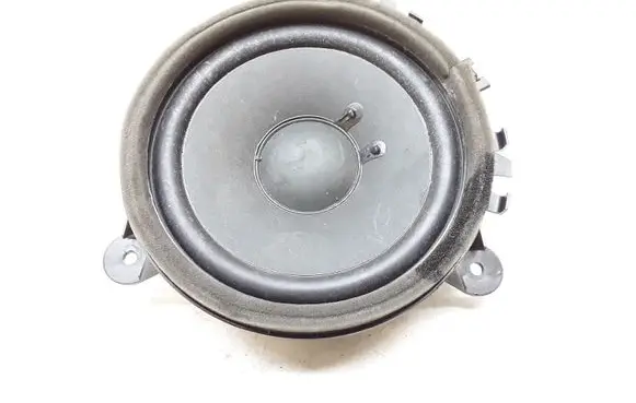 Volvo V70 Front door speaker 30657445