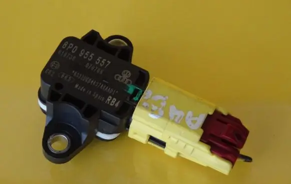 Audi A4 S4 B7 8E 8H Airbag deployment crash/impact sensor 8P0955557