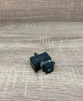 BMW X5 E53 Electric window control switch 8385956