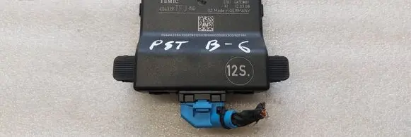 Volkswagen PASSAT B6 Gateway control module 3C0907530E 3C0907951