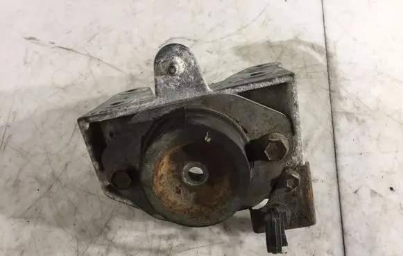 Renault Trafic II (X83) Gearbox mount 8200219372A 8200219372