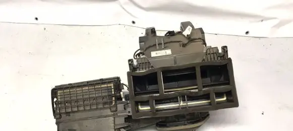 Opel Astra J Interior heater climate box assembly 13330977