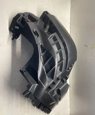 Front bumper mounting bracket