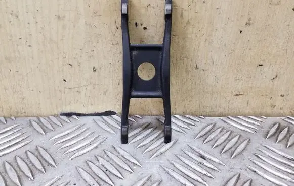 Mazda 6 Fuel Injector clamp holder