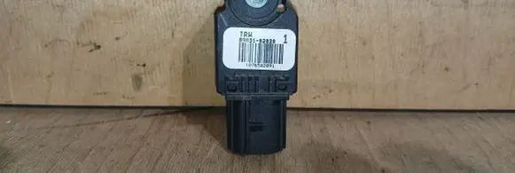 Peugeot 107 Airbag deployment crash/impact sensor 8983102020
