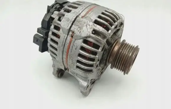 Volkswagen PASSAT B6 Generator/alternator 06F903023J