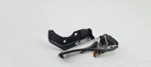 Volvo S90, V90 Bonnet Pedestrian Airbag Actuator 31688051 34203222C 312949928