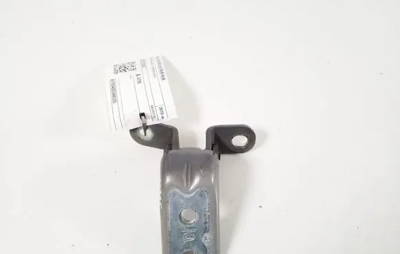 Hyundai Kona I Front door upper hinge 793202V000