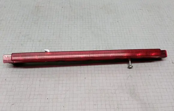 Audi A3 S3 8L Third/center stoplight 8D9945097B
