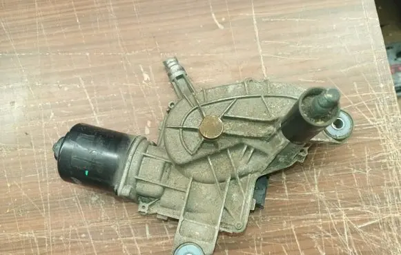 Citroen C4 Grand Picasso Wiper motor 14303 53630337