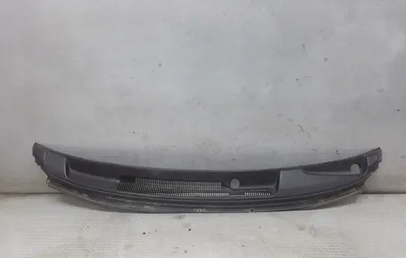 Suzuki Liana Wiper trim 7233054G11