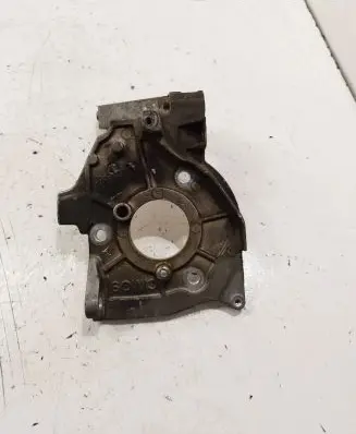 Citroen C4 I Engine mounting bracket 9654959880