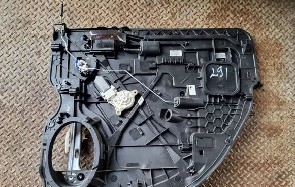 Dodge RAM Rear door window regulator with motor S82481375 P4CJ9517SA20 4CJ9517SA20