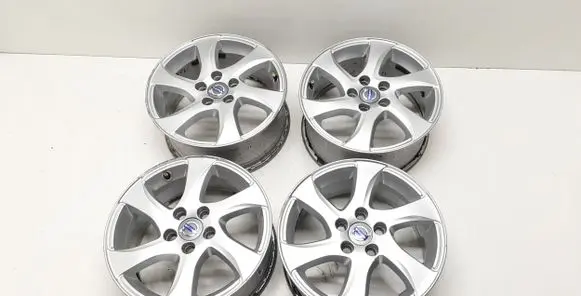R16 alloy rim