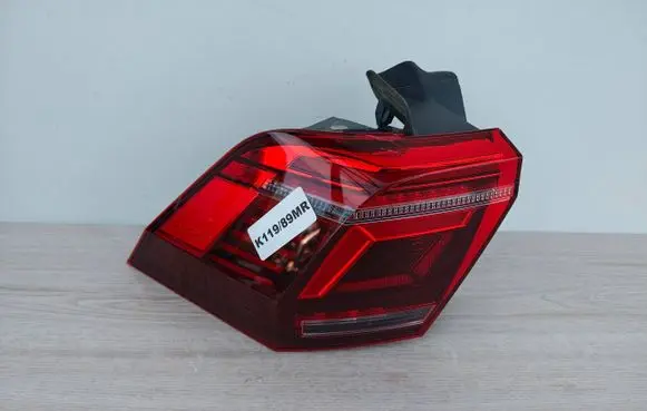 Volkswagen Tiguan Rear/tail lights 5NA945204J