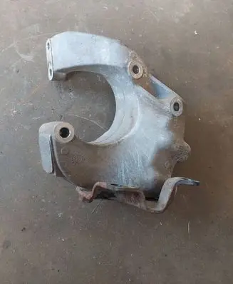 Suzuki Wagon R+ Gearbox mounting bracket