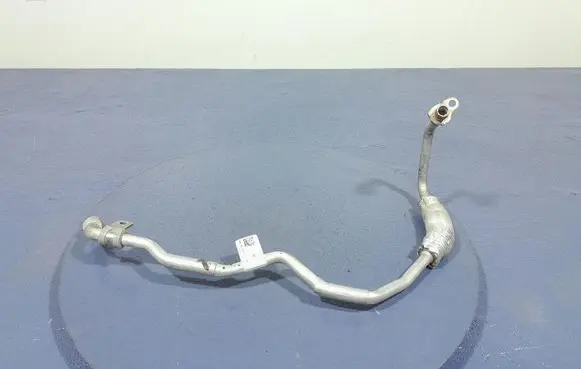 BMW M4 F82 F83 Turbo turbocharger oiling pipe/hose 9488188