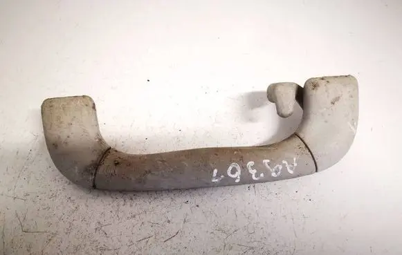 Opel Omega B1 Rear interior roof grab handle 90459155